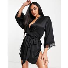 Ann Summers Cherryann Badekåbe med blondedetalje satin