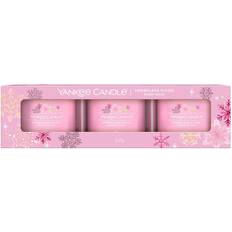 Yankee Candle Christmas 2022 Snowflake Kisses Scented Candle 49g