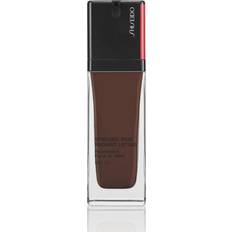 Shiseido Synchro Skin Radiant Foundation 560 Obsidian