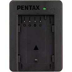 Pentax Batteriladdare D-BC177: Batteriladdare utan nätadapter för användning med din egen USB-C-kabel och AC-adapter. Laddningstid: Ungefär 4,5 timmar kompatibel med D-LI90-batteri