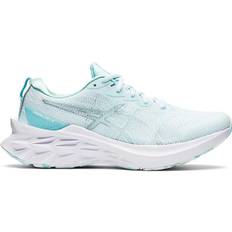 Shoes Asics Novablast 2 LE W