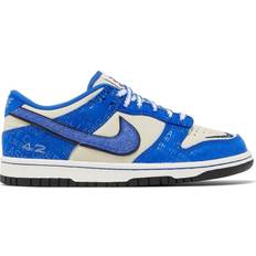 Nike dunk low racer blue NIKE Dunk Low GS - Racer Blue/Coconut