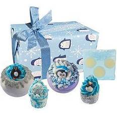 Bomb Cosmetics A Penguin Christmas Bath Gift Set