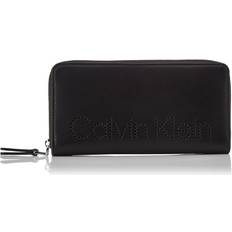 Lommebøker & Nøkkelholdere Calvin Klein Women's Set Tri-Fold Wallet, Ck