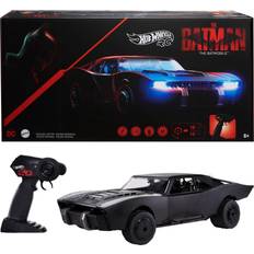 Toy Cars Hot Wheels RC The Batman Batmobile, Remote-Controlled 1:10 Scale Toy Vehicle from The Movie, USB Rechargeable Controller, Gift for Fans of Cars & Comics & Kids 5 Years Old & Up [Amazon Exclusive]