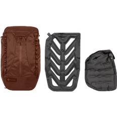 Wandrd backpack Veer 18 backpack with inflatable photo insert ginger