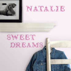 Wallstickers RoomMates Wallstickers - Lyserøde bogstaver