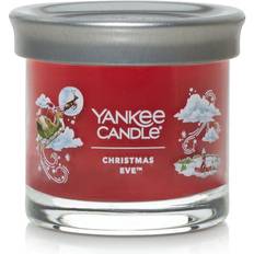 Yankee Candle Christmas Eve Signature 4.3oz Scented Candle