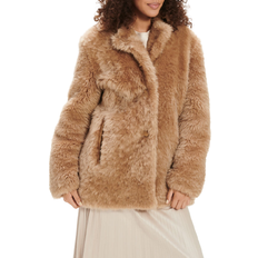 Fur Coats UGG Lianna Short Shearling Coat