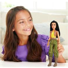 Disney Princess Disney Dockor & Dockhus Disney Princess Core Doll Raya [Levering: 2-3 dage]