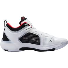 Nike 51 ⅓ Basketballsko Nike Air Jordan XXXVII Low M - White/Siren Red/Black