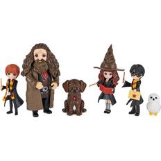 Spin Master Harry Potter Gift Set with Multiple Collectible Figures