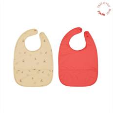 Rouge Bavoirs alimentaires OYOY Living Design Bavoir en polyester recyclé Taille 0-12 mois Rouge