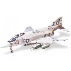 1:32 (1) Maquettes Tamiya F-4J Phantom 2 Marines 1:32