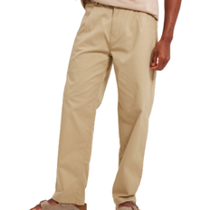 Lee Loose Pleated Chino