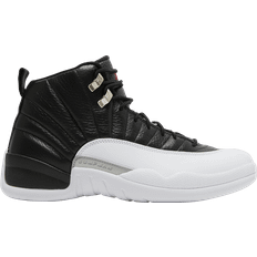 Black and white jordan retro 12 best sale