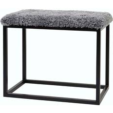 Fårskinnspall Palle grå/svart