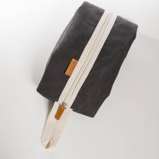 Brouk & Co Stay Clean Toiletry Bag