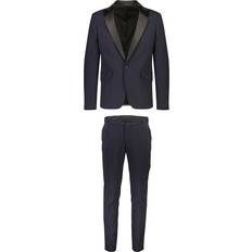 Lindbergh Sustainable Stretch Tuxedo Suit