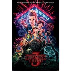 61.0 cm Affiches Close Up Stranger Things Season 3 Affiche 61x91.5cm