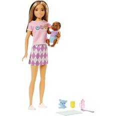 Barbie Barbie Babysitters, Inc. Skipper Doll with Baby Figure & Accessories, Multicolor