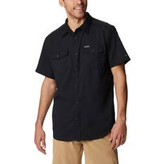 Columbia Men's Utilizer II Solid Short Sleeve Shirt - Black