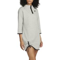 Nike Sportswear Tech Fleece Women's Essential Dress