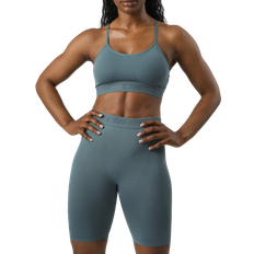 ICANIWILL Define Seamless Logo Strappy Sports Bra - Jungle Green