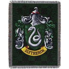 Northwest Tapestry Slytherin Shield Manta Verde (152.4x121.9cm)