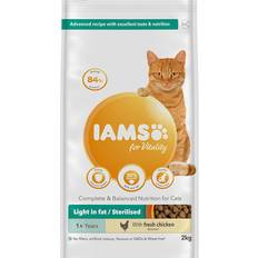 IAMS Cats - Dry Food Pets IAMS Vitality Indoor Cat Dry Food with Fresh Chicken 2kg