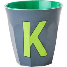 Melamine Bekers Rice melamine beker medium letter k donker grijs