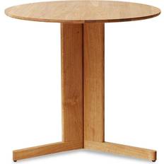 Form & Refine Trefoil Oiled Oak Esstisch 75cm