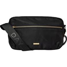 Re logo band day et Day Et Relogo Band Camera Bag Skuldertasker hos Magasin Black