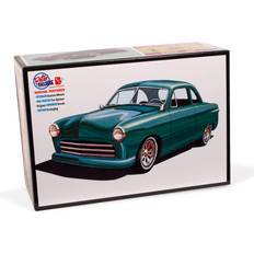 Amt Skill 2 Model Kit 1949 Ford Coupe 'The 49'er' 3-in-1 Kit 1/25 Scale Model