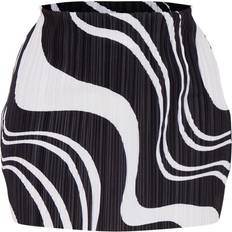 PrettyLittleThing Printed Plisse Micro Mini Skirt - Black