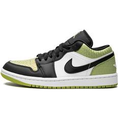 Jordan Air 1 Low SE - Vivid Green Snakeskin