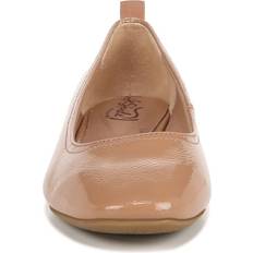 43 - Rosa Ballerinas LifeStride Cameo Flat Shoes Desert Nude Synthetic Fabric