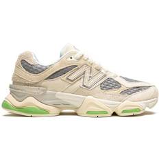 New Balance 9060 - Beige/Grey/Green