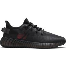 New yeezy shoes black best sale