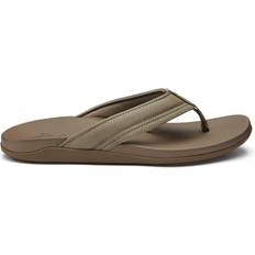 OluKai Men's Maha Sandals Clay