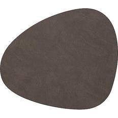 Lind DNA Nupo Curve L Platzdeckchen Braun (44x37cm)