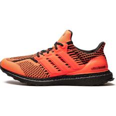 adidas Ultraboost 5.0 DNA Solar Red/Solar Red/Black
