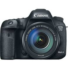 Fotocamere Reflex Canon EOS 7D Mark II Digital SLR Camera with 18-135mm Lens