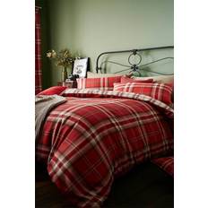 Red Bed Linen Catherine Lansfield Kelso Duvet Cover White, Red (220x)