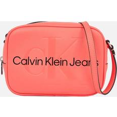 Calvin Klein Jeans Sculpted Monogram Camera Bag - Pink