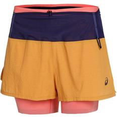 Juoksu - Oranssi Shortsit Asics Fujitrail 2-N-1 Short - Naisten