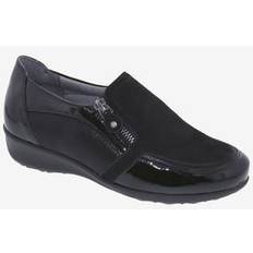 Shoes Women's Drew Padua Flats by Drew in Black Combo Size M