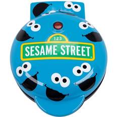 Uncanny Brands Cookie Monster Mini Waffle