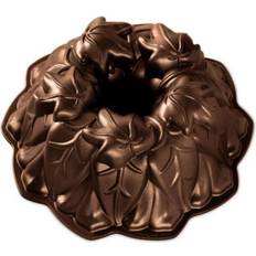 Nordic Ware Harvest Leaves Bundt Cake Pan