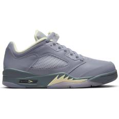 Damen - Nike Air Jordan 5 Schuhe NIKE Air Jordan 5 Retro Low W - Indigo Haze/Metallic Silver/Alabaster/Fire Red